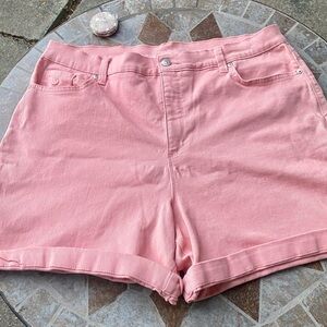 Gloria Vanderbilt Amanda Coral Color Jean Shorts size 16